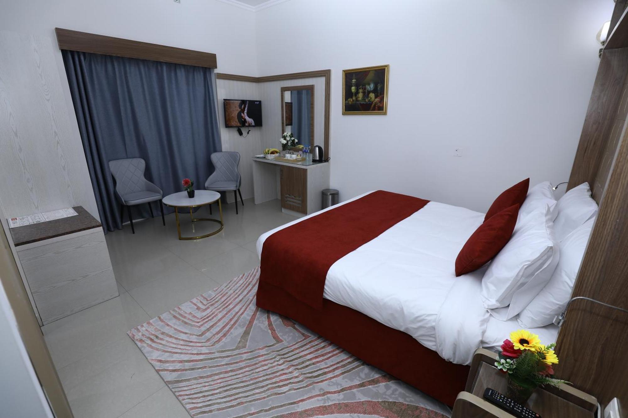 Naif Fort Hotel Dubai Exterior photo