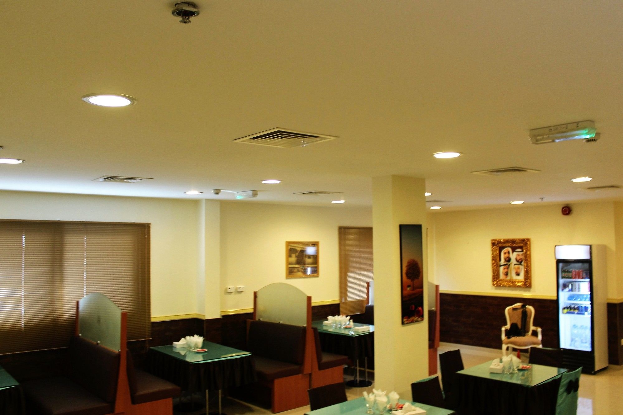 Naif Fort Hotel Dubai Exterior photo